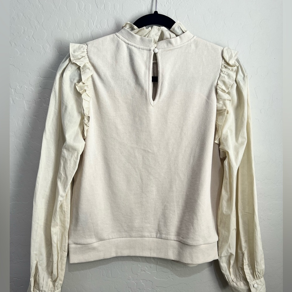 Who What Wear Ivory Top with Ruffles Size Medium - Picture 7 of 7